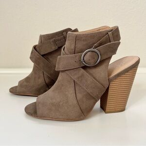 JOE’S JEANS Kitty Suede Ankle Boots Size 6.5